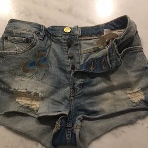 Barley worn zara shorts embroidery